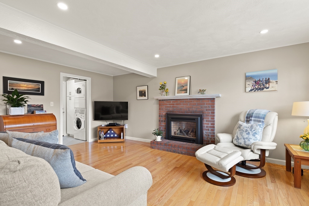 105 Greenmeadow Drive