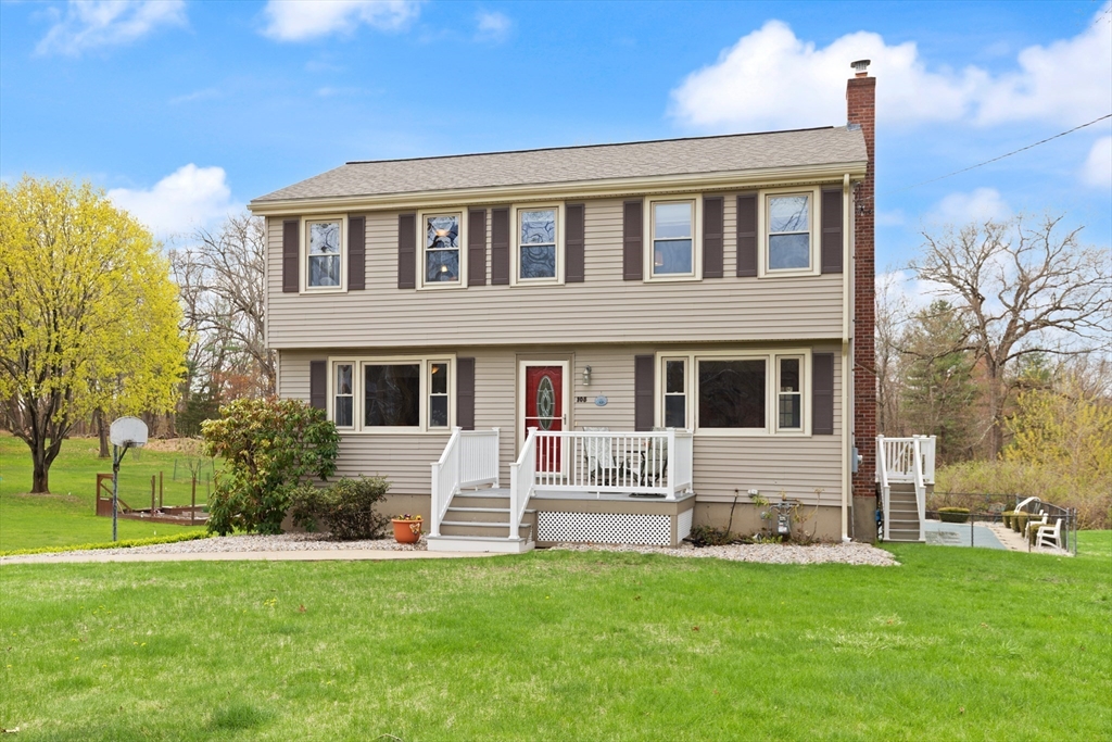 105 Greenmeadow Drive