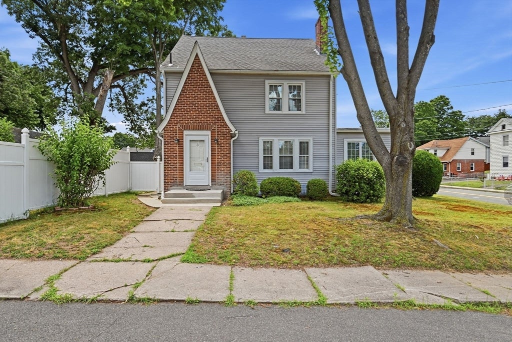 3 Pinehurst Rd.