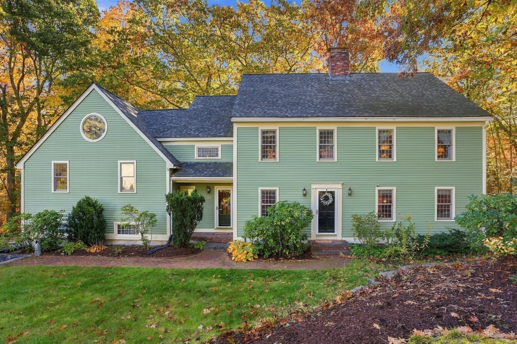 185 Kettle Hole Rd