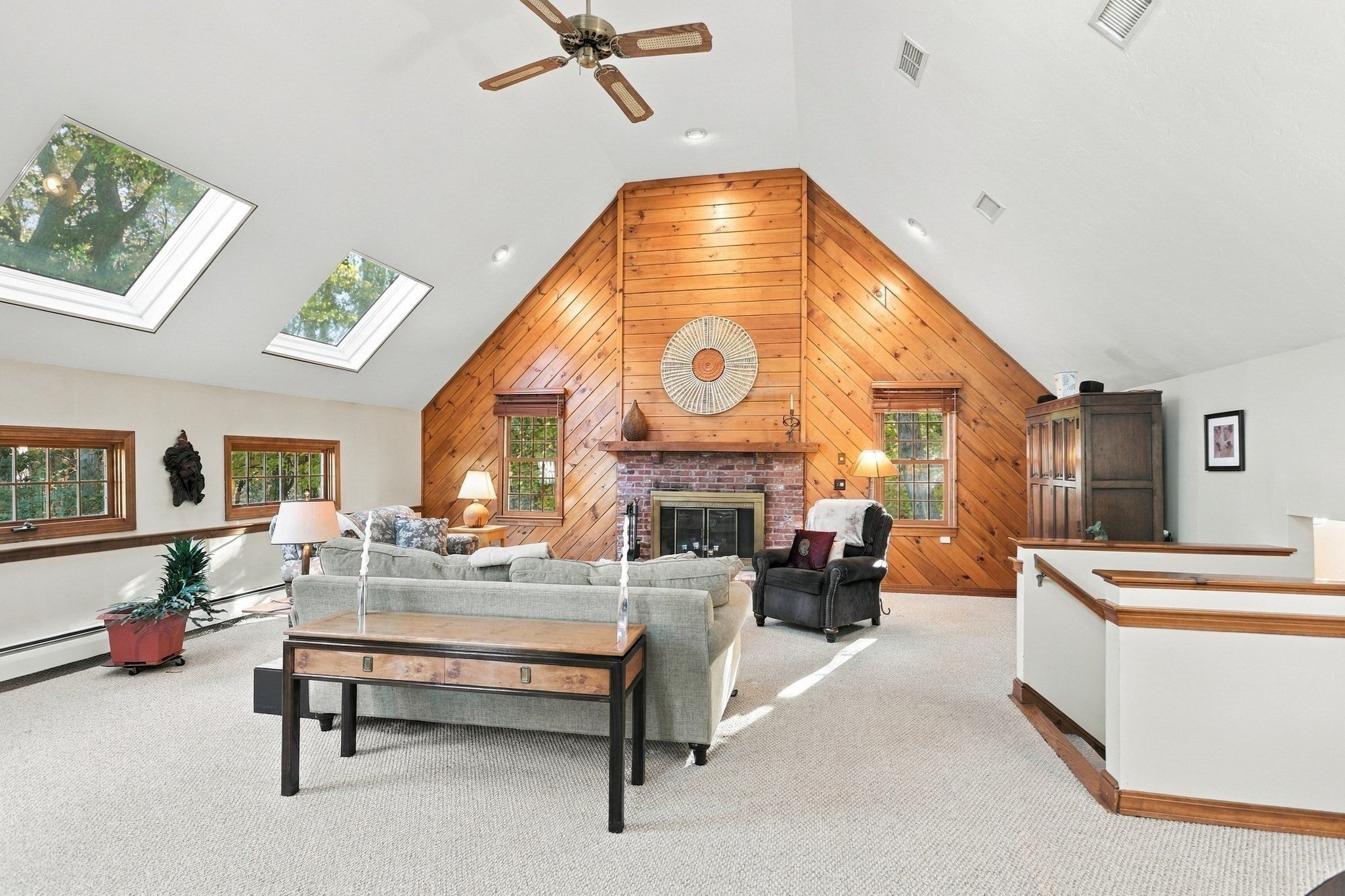 185 Kettle Hole Rd