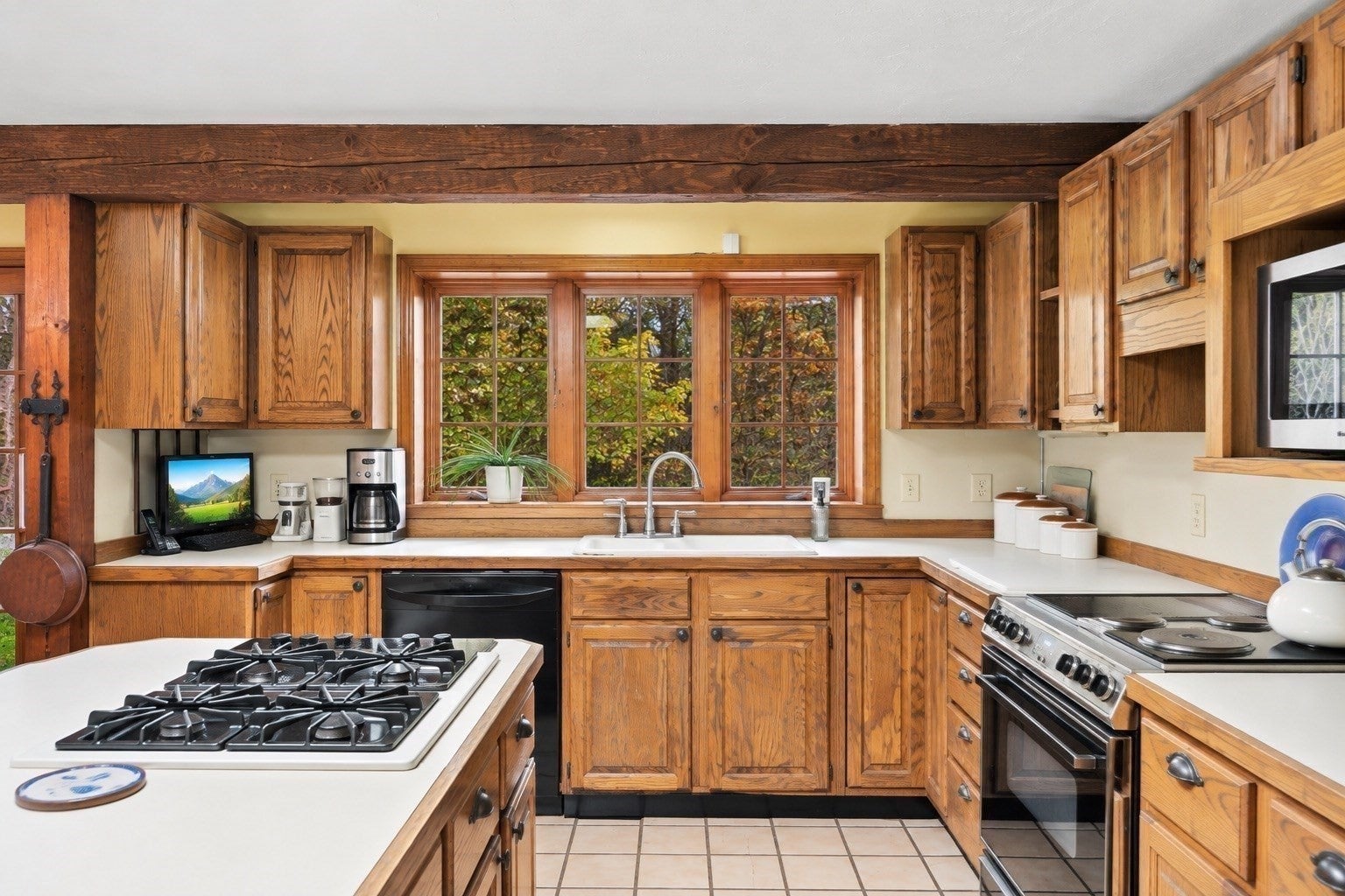 185 Kettle Hole Rd, Bolton, MA, 185 Kettle Hole Rd, Bolton, MA Photo #14