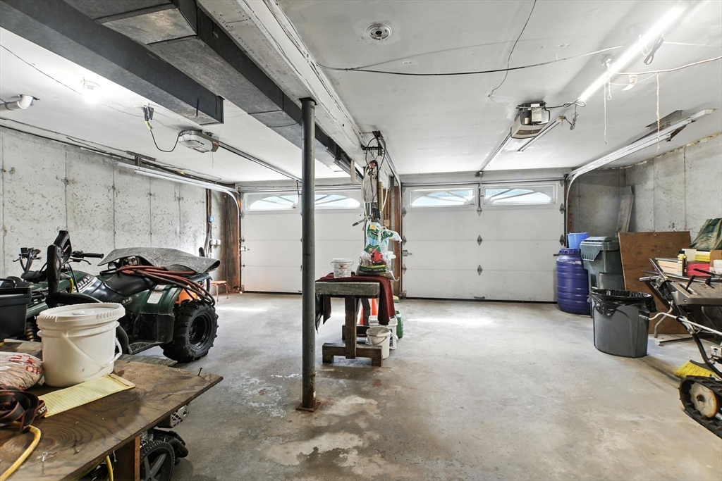 Palmer, Massachusetts 01069, United States, 3 Bedrooms Bedrooms, ,2 BathroomsBathrooms,Residential,Active,179845