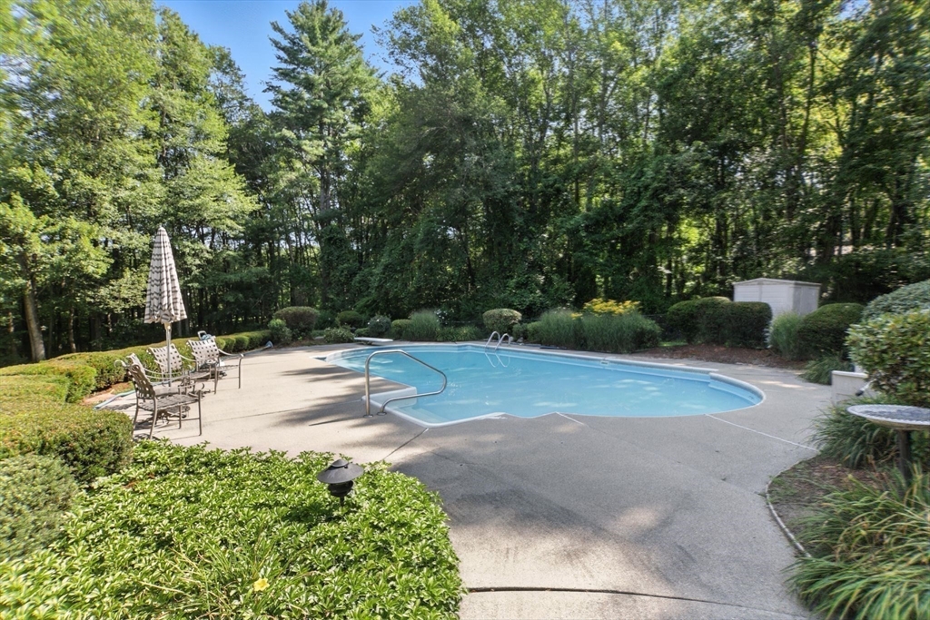 Palmer, Massachusetts 01069, United States, 3 Bedrooms Bedrooms, ,2 BathroomsBathrooms,Residential,Active,179845