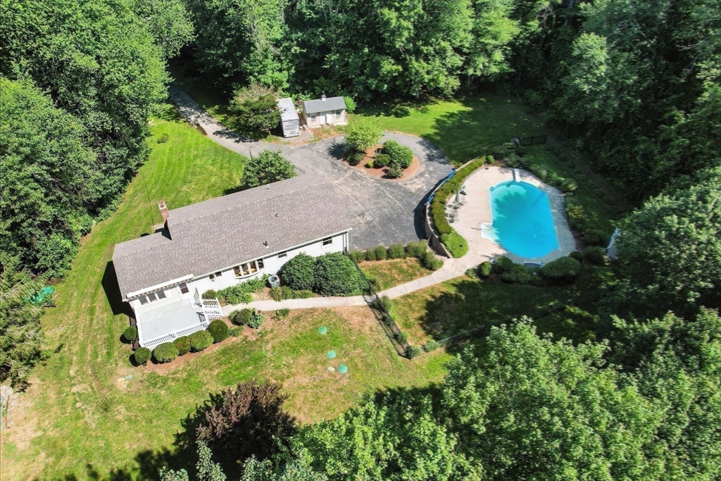 Palmer, Massachusetts 01069, United States, 3 Bedrooms Bedrooms, ,2 BathroomsBathrooms,Residential,Active,179845