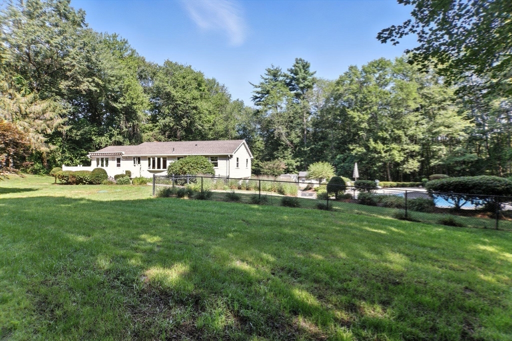 Palmer, Massachusetts 01069, United States, 3 Bedrooms Bedrooms, ,2 BathroomsBathrooms,Residential,Active,179845