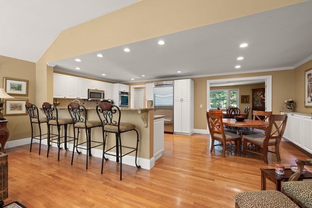 234 Hampton Rd, Sharon, MA Photo #11