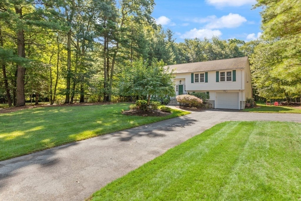 234 Hampton Rd, Sharon, MA Photo #38