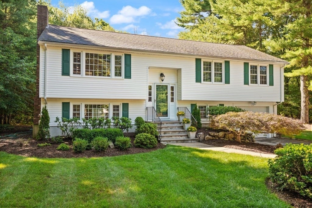 234 Hampton Rd, Sharon, MA Photo #1