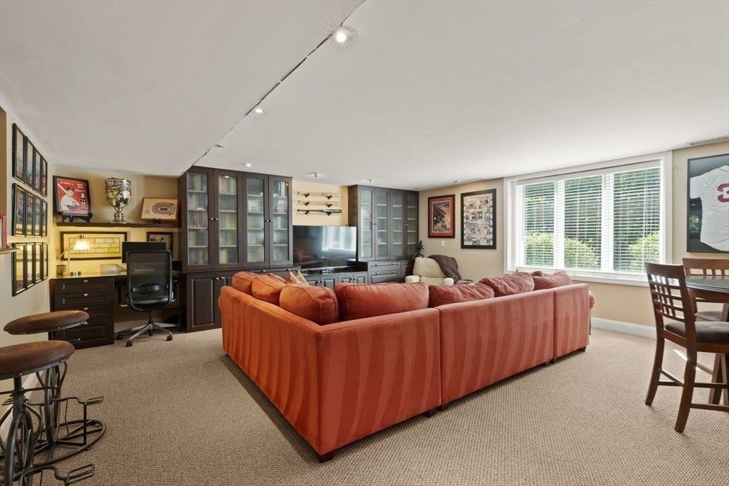 234 Hampton Rd, Sharon, MA Photo #24