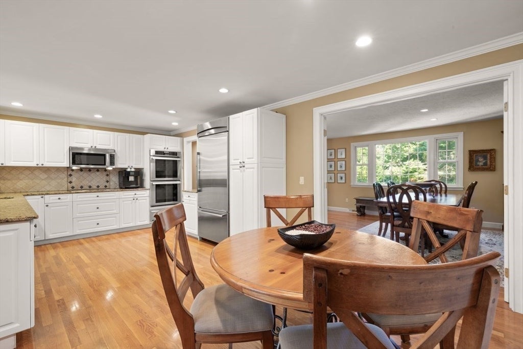 234 Hampton Rd, Sharon, MA Photo #14