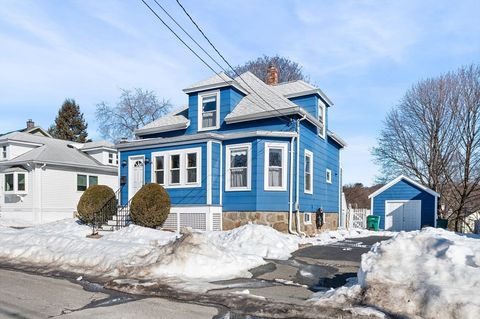 Photo of 30 Fair Oaks Ave, Lynn, MA 01904 (MLS # 73481299)