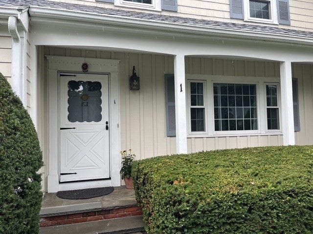1 Meetinghouse Rd 1