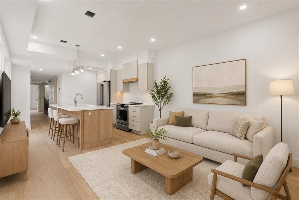 17 Princeton St 3