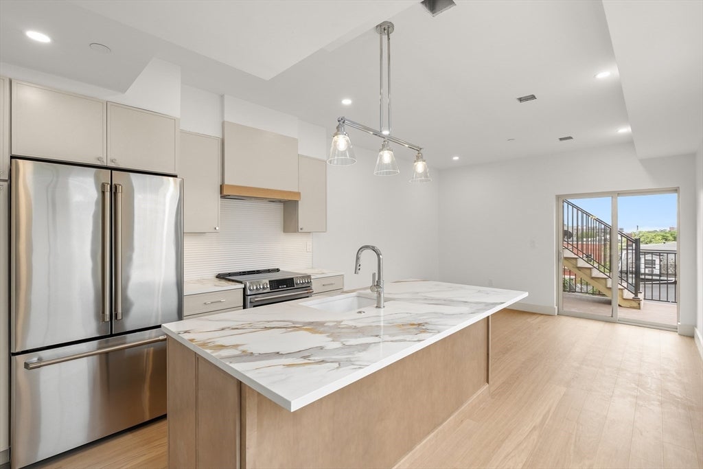 17 Princeton St #3, Boston, MA, 17 Princeton St #3, Boston, MA Photo #2