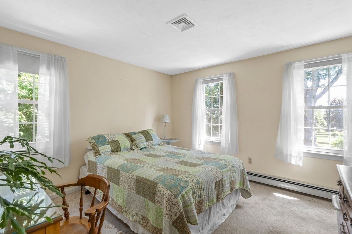 865 Moraine St, Marshfield, MA Photo #31