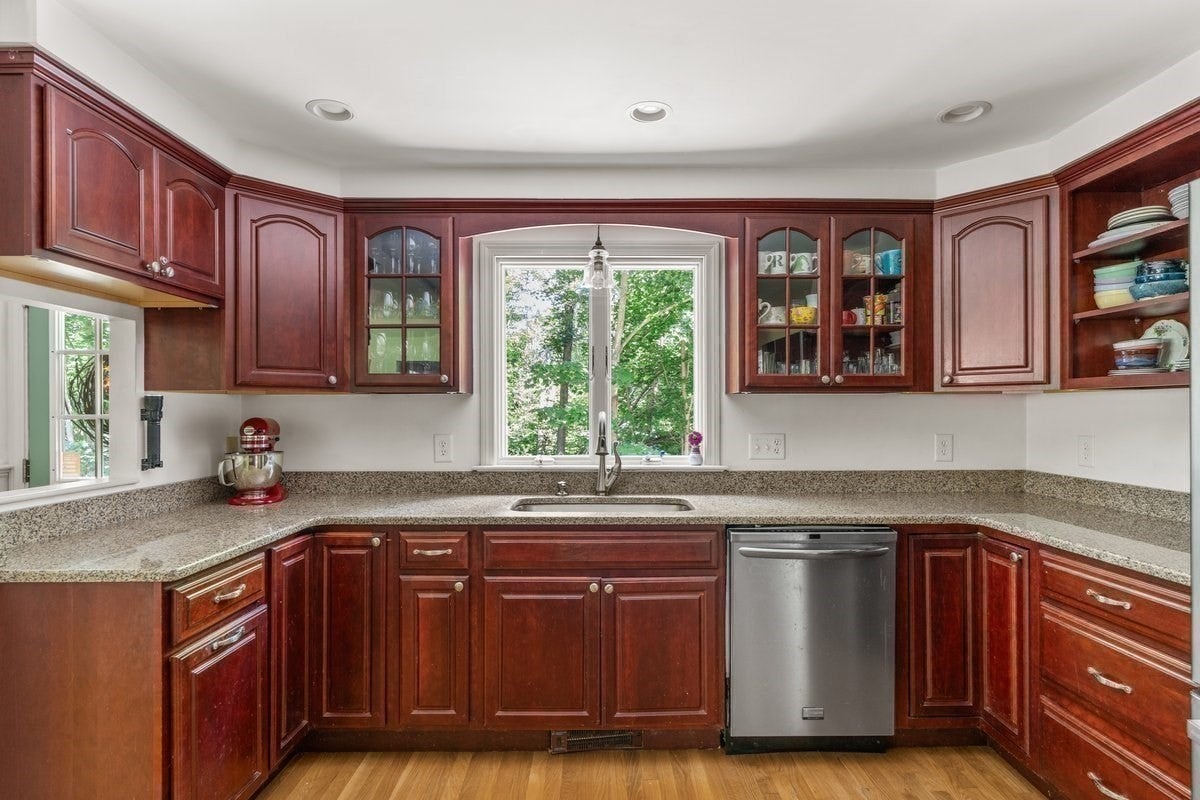 865 Moraine St, Marshfield, MA Photo #18