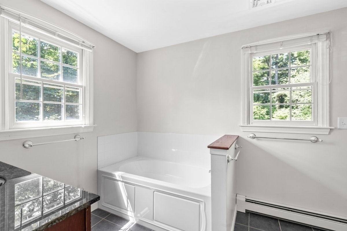 865 Moraine St, Marshfield, MA Photo #27