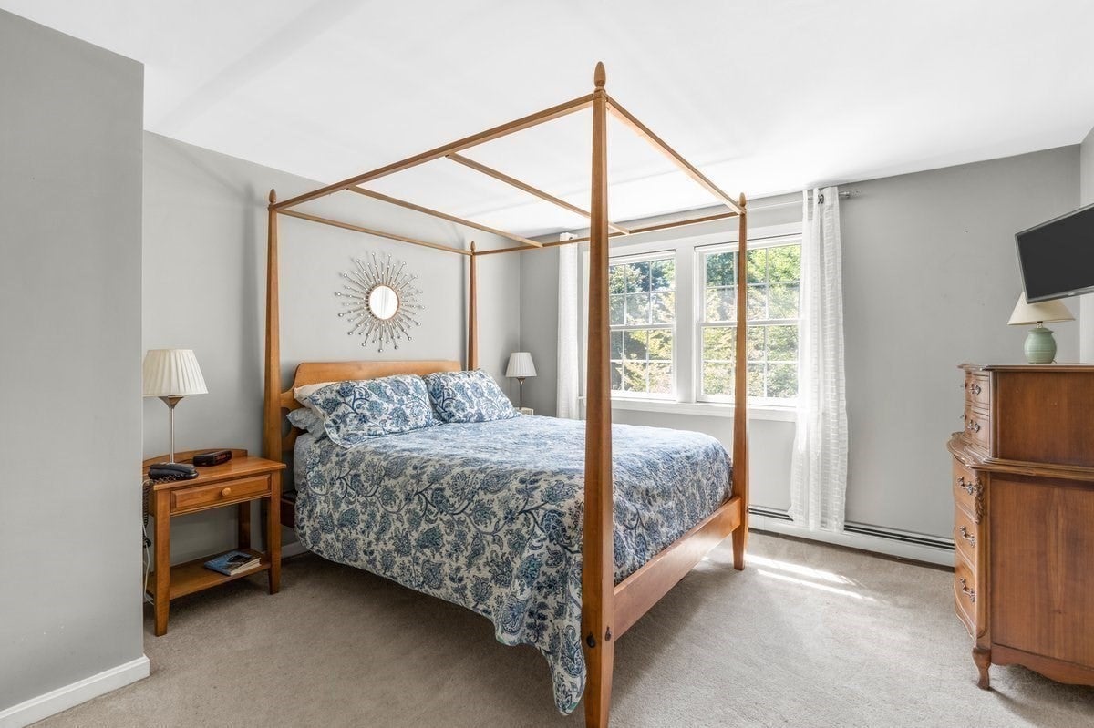 865 Moraine St, Marshfield, MA Photo #25