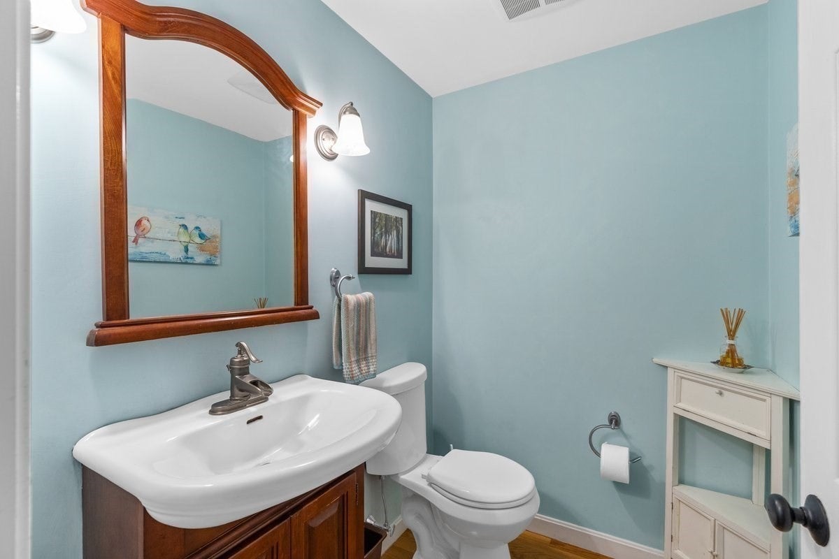 865 Moraine St, Marshfield, MA Photo #23