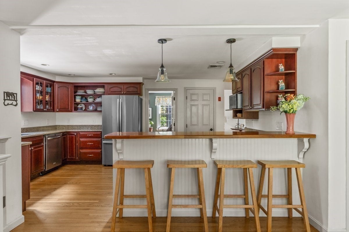 865 Moraine St, Marshfield, MA Photo #14