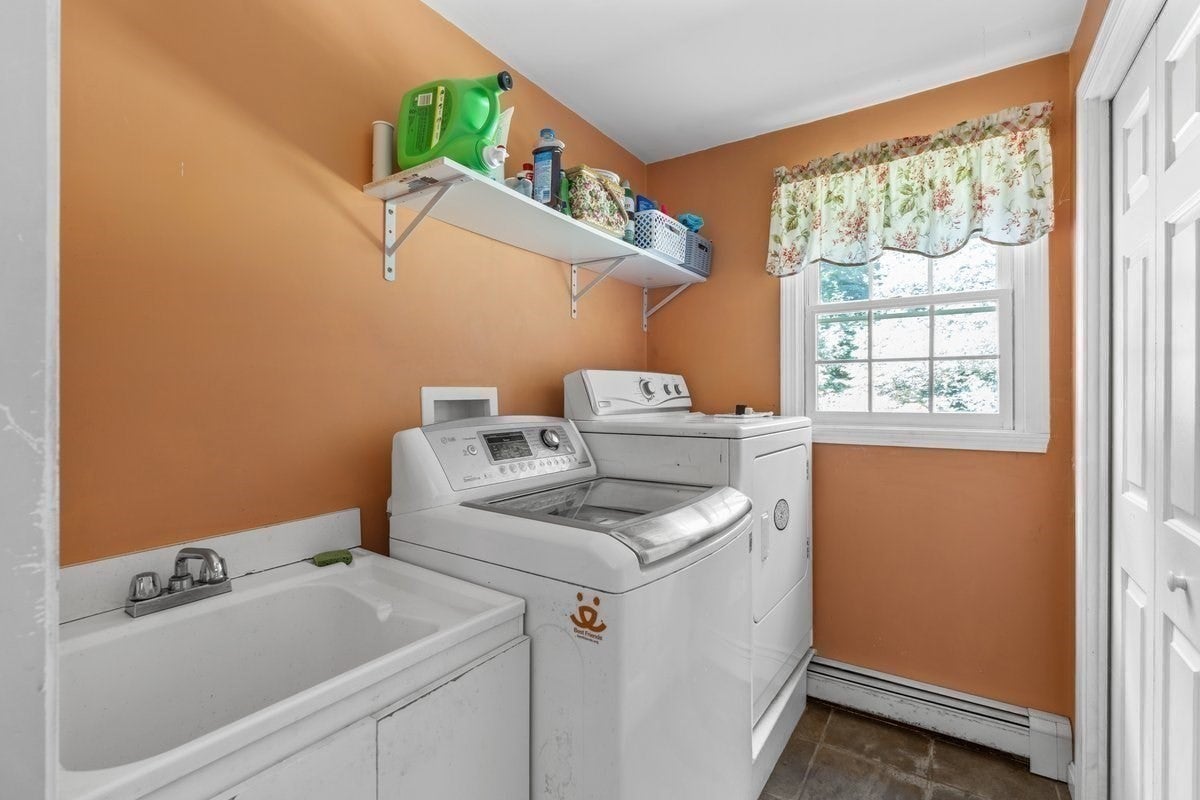 865 Moraine St, Marshfield, MA Photo #24