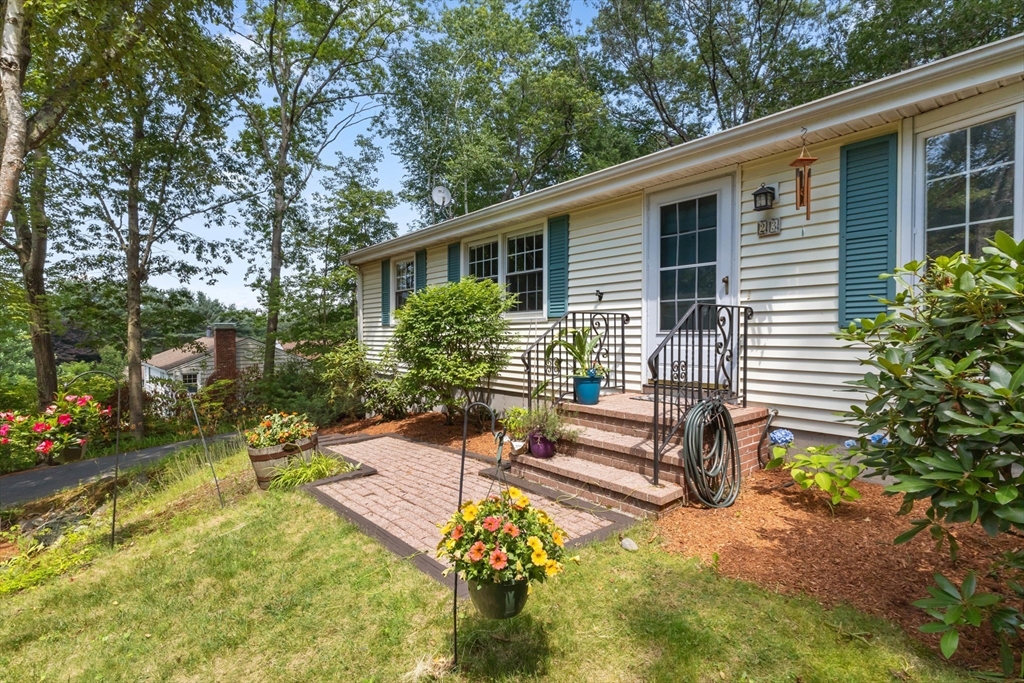 23 Cypress Ave
