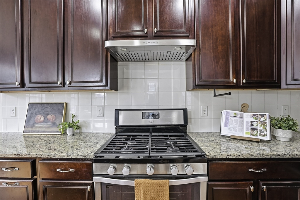 7 Moses Wheelock Ln 7