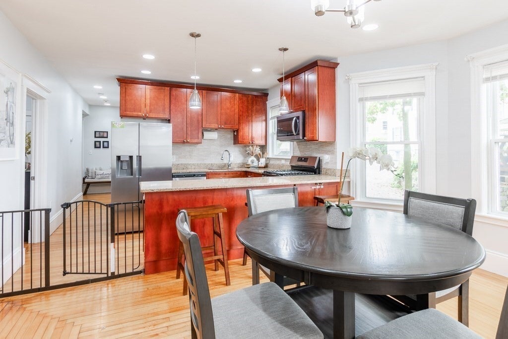 122-124 Beacon Hill Ave #1, Lynn, MA, 122-124 Beacon Hill Ave #1, Lynn, MA Photo #8