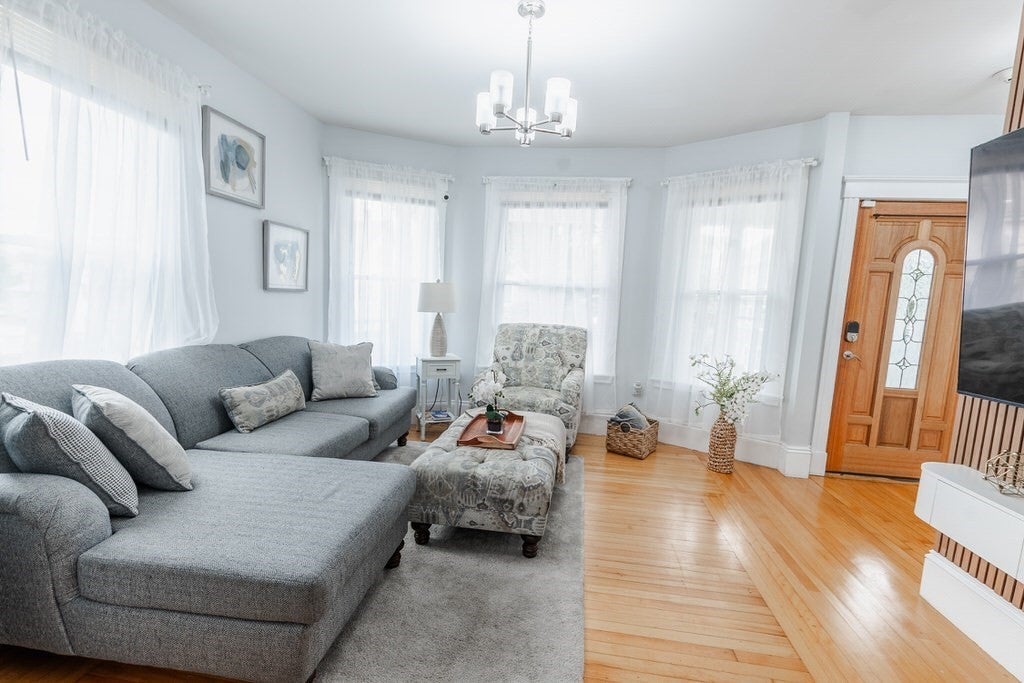 122-124 Beacon Hill Ave #1, Lynn, MA, 122-124 Beacon Hill Ave #1, Lynn, MA Photo #6