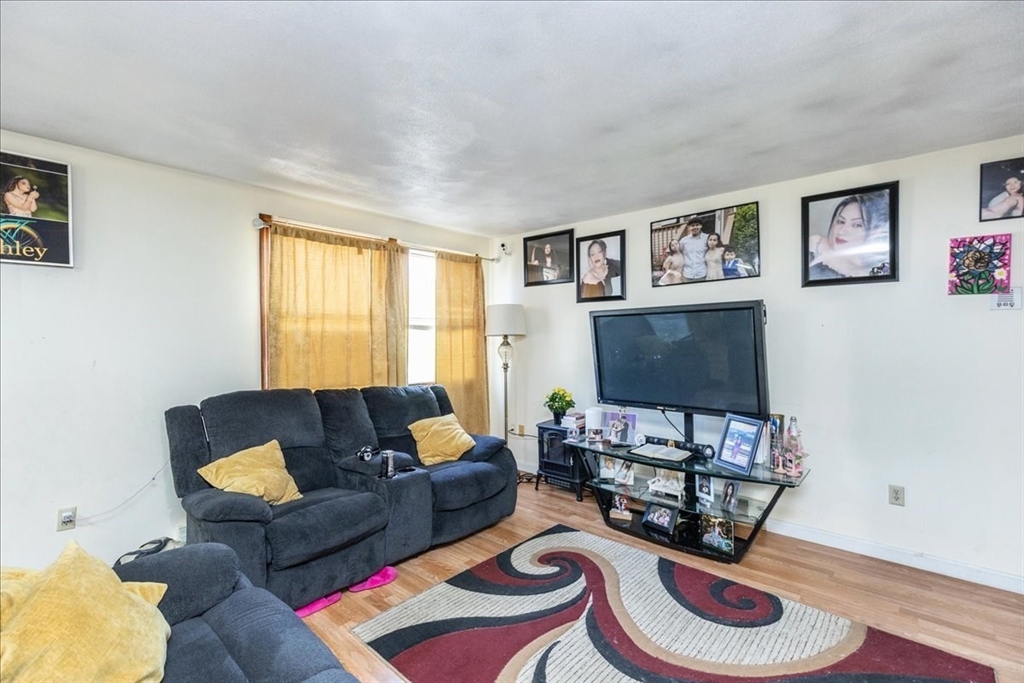 33-A Jackson St 303