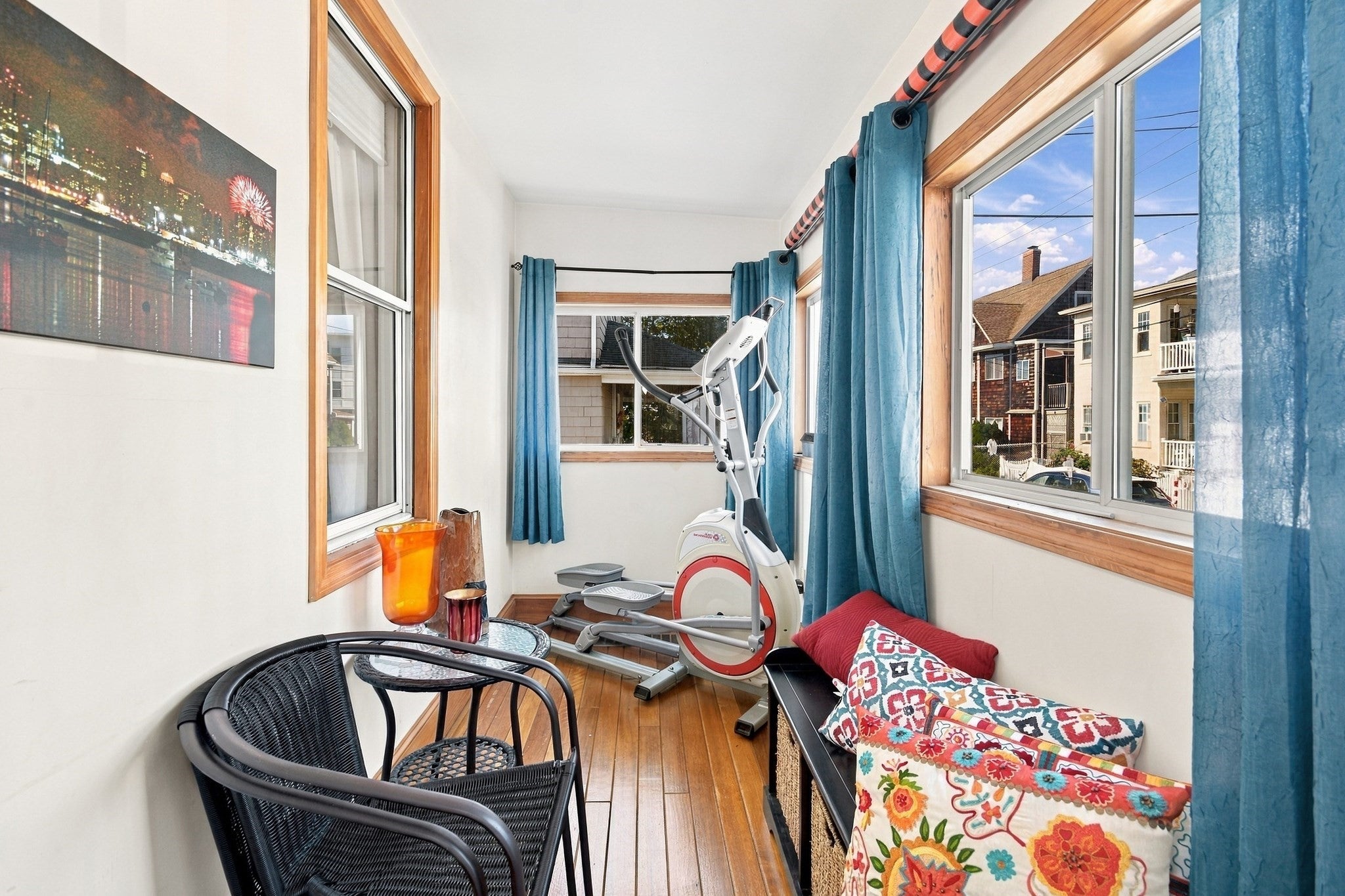 17 Hawthorn Ave