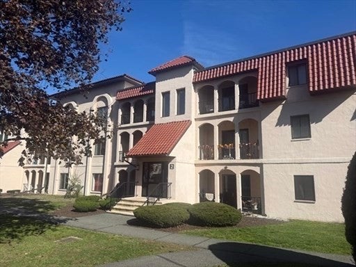 Photo of 685 Oak St #2-5, Brockton, MA 02301 (MLS # 73555486)