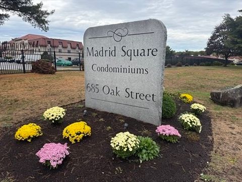Photo of 685 Oak St #2-5, Brockton, MA 02301 (MLS # 73555486)