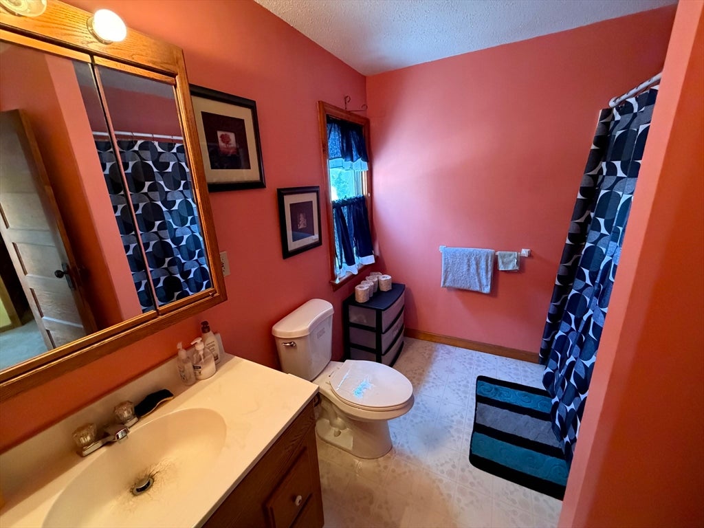 87 Hamburg St, Springfield, MA, 87 Hamburg St, Springfield, MA Photo #11