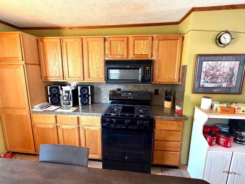 87 Hamburg St, Springfield, MA, 87 Hamburg St, Springfield, MA Photo #7