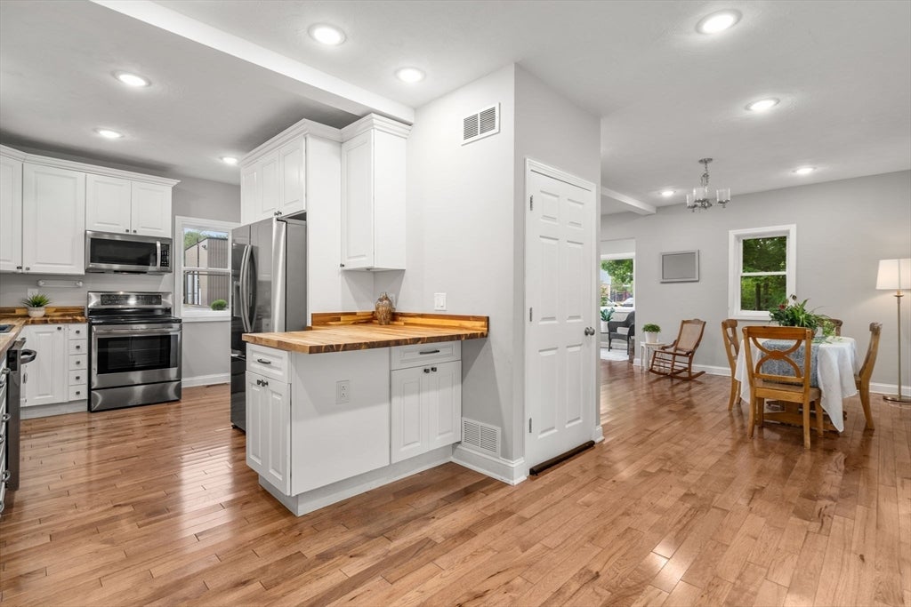 329 Pleasant Street, Ashland, MA, 329 Pleasant Street, Ashland, MA Photo #6