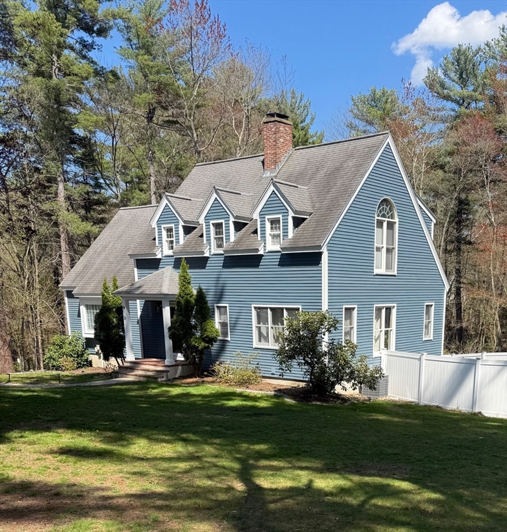 31 Webb St, Middleton, MA Photo #1