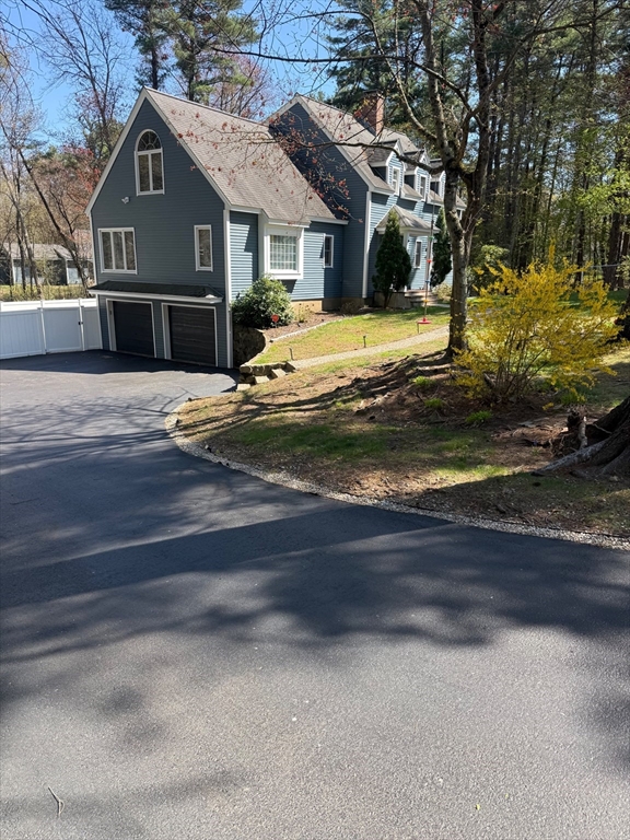 31 Webb St, Middleton, MA Photo #2