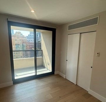 65 East India ROW #10G, Boston, MA Photo #12