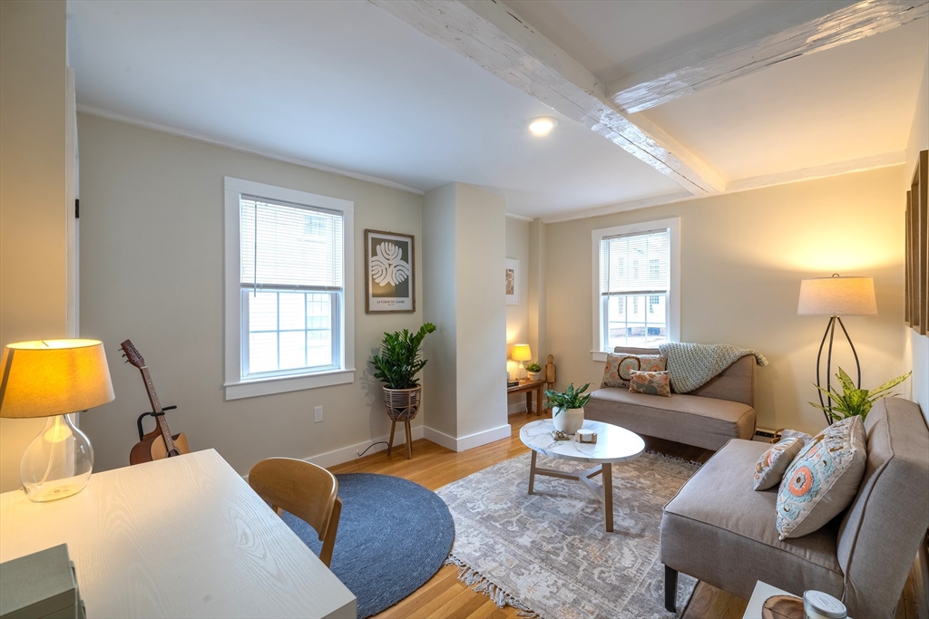 9 Kosciusko Street 1