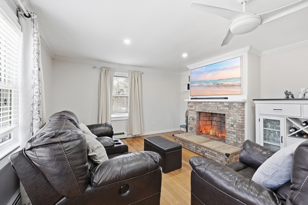 149 Woodland St