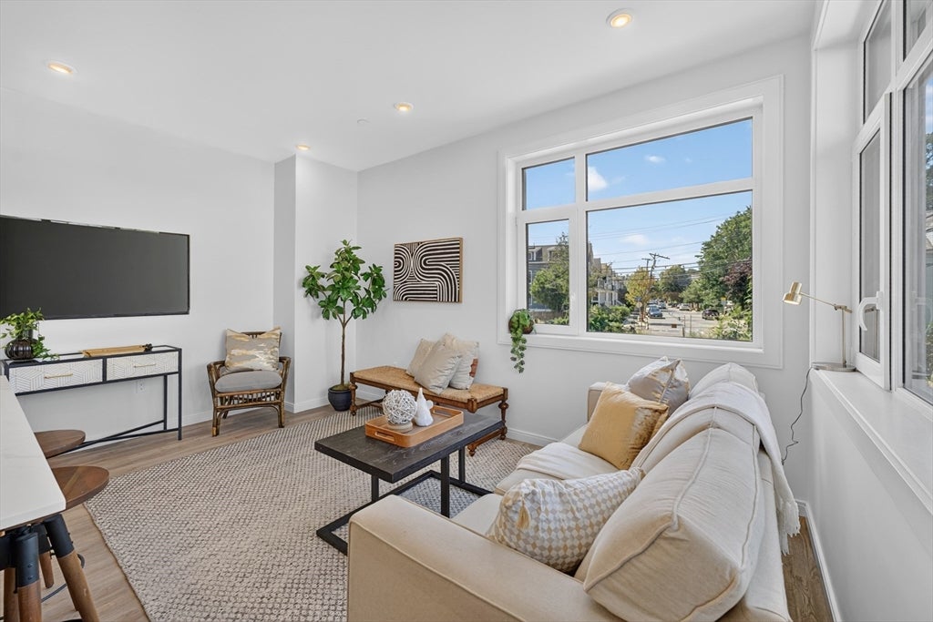13 Warwick St #102, Somerville, MA, 13 Warwick St #102, Somerville, MA Photo #24
