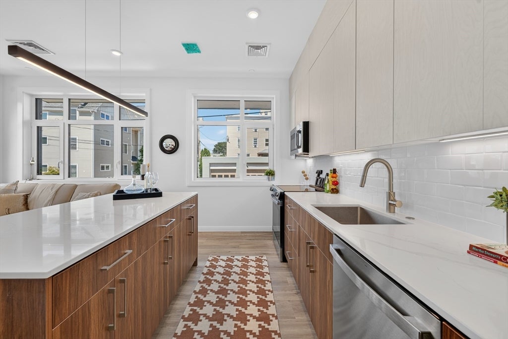 13 Warwick St #102, Somerville, MA, 13 Warwick St #102, Somerville, MA Photo #21