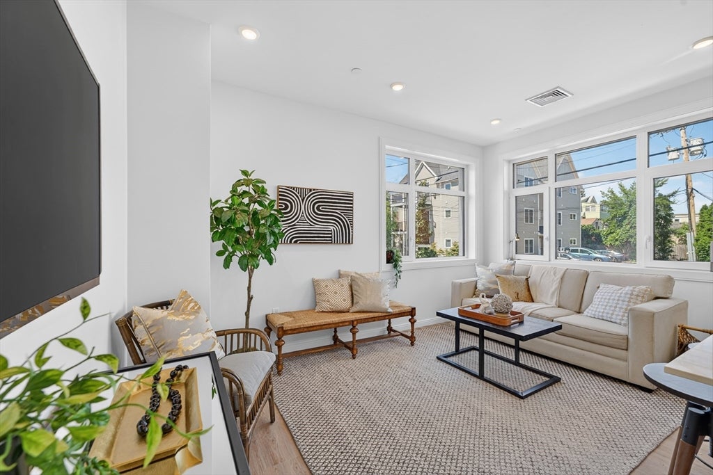 13 Warwick St #102, Somerville, MA, 13 Warwick St #102, Somerville, MA Photo #25