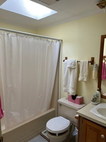 52 Castle Road, Attleboro, MA Photo #14
