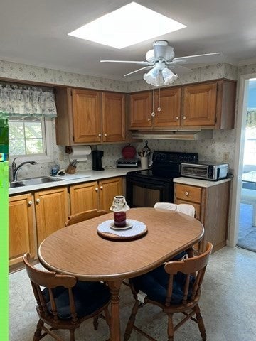 52 Castle Road, Attleboro, MA Photo #8