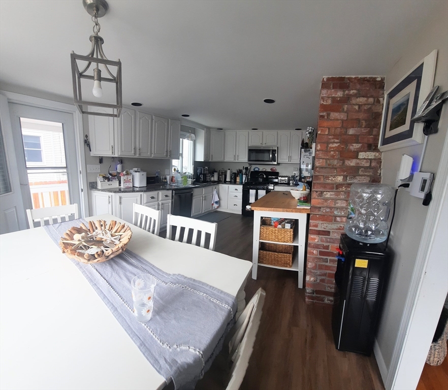 24 Pine Point Rd. 24