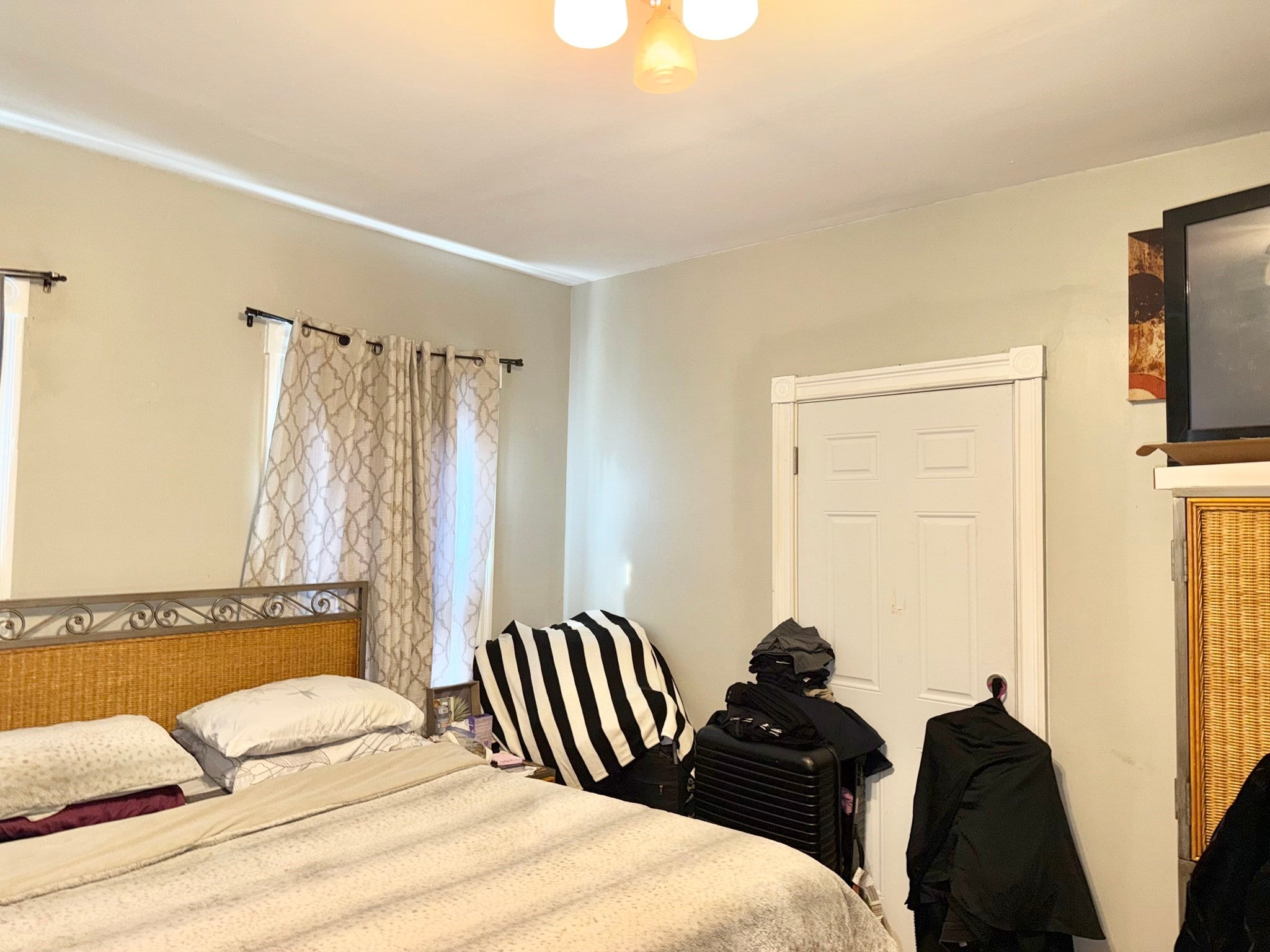 26 Woodland Ave #1, Brockton, MA Photo #6