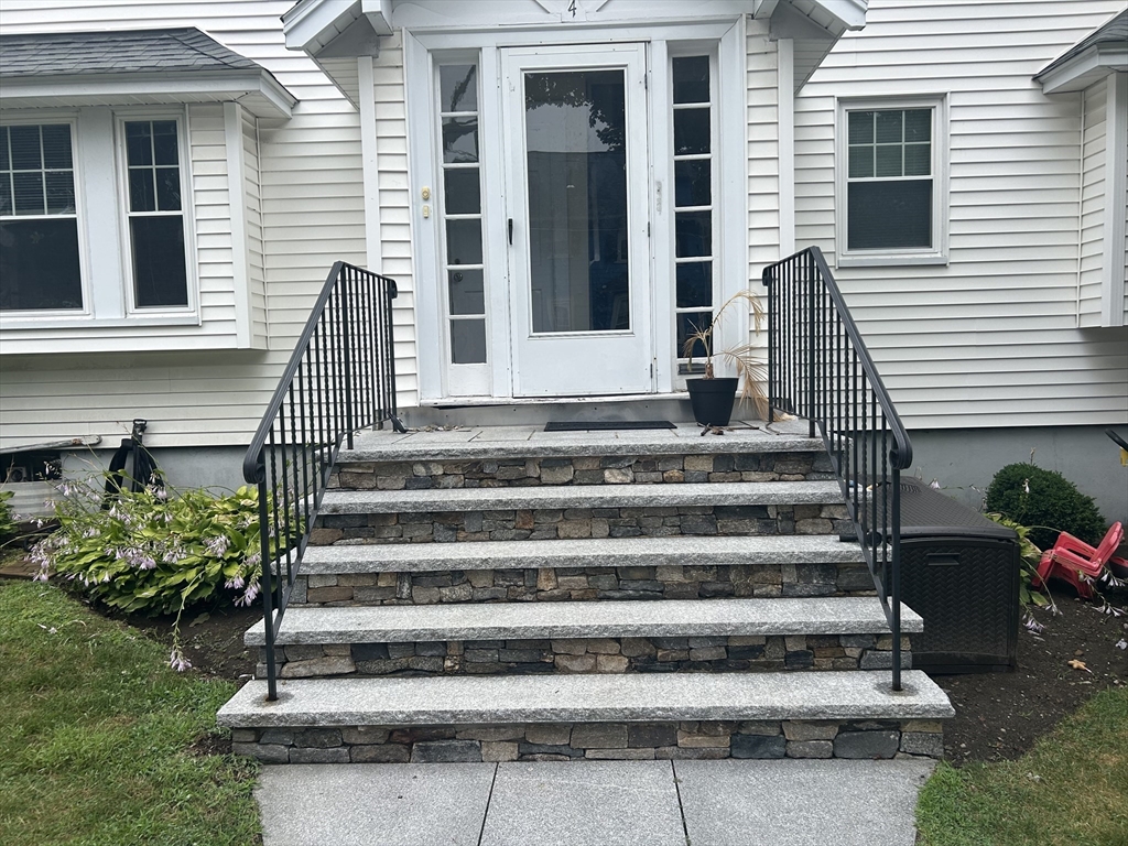 4 Harvard Road 0